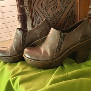 Born Famke Booties Platform Clog Heel 7/38